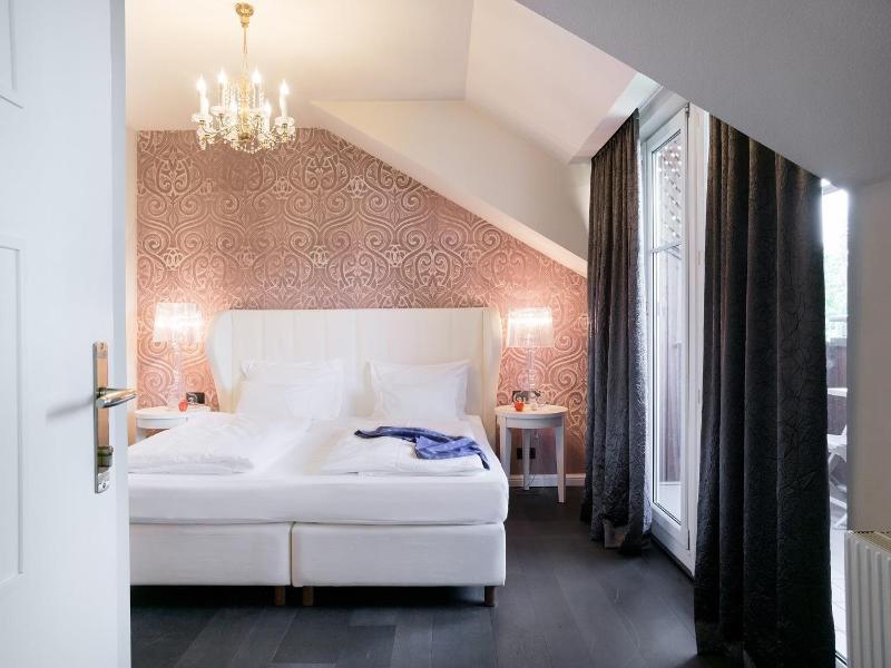 Imlauer Hotel Schloss Pichlarn image
