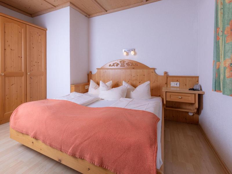 Eckartauerhof image