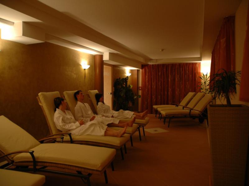 Eckartauerhof image