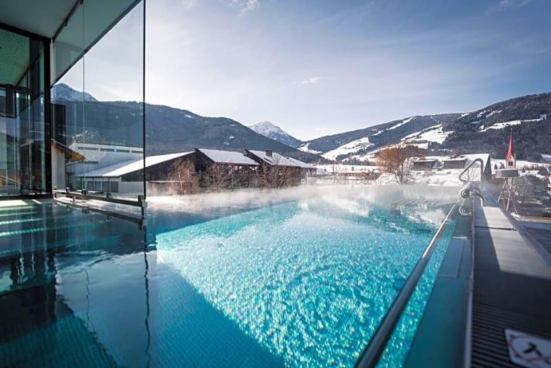 Suite Hotel Villa Tirol image