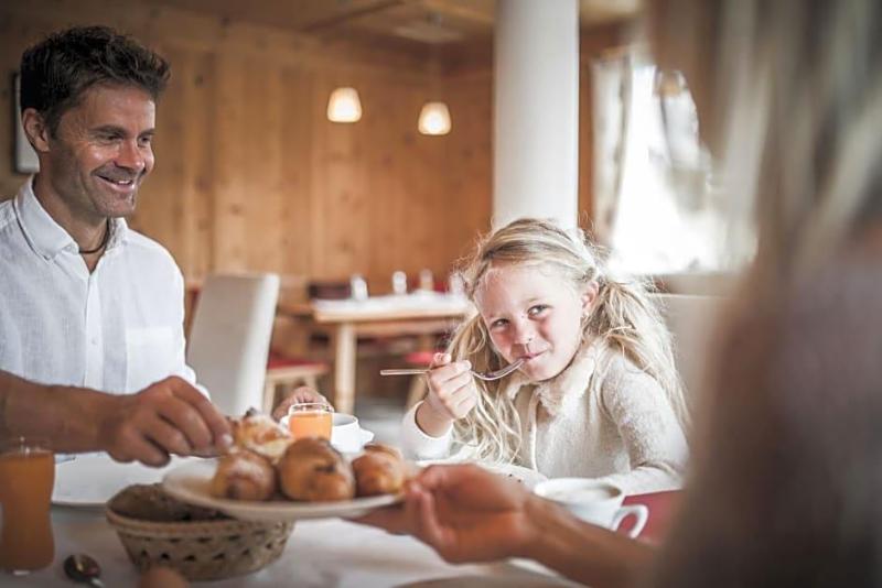 Suite Hotel Villa Tirol image