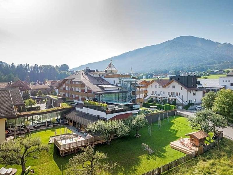 Suite Hotel Villa Tirol image
