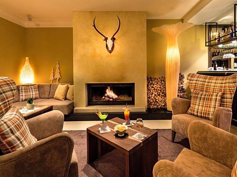 Suite Hotel Villa Tirol image