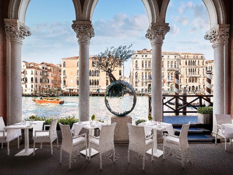 Sina Centurion Palace image