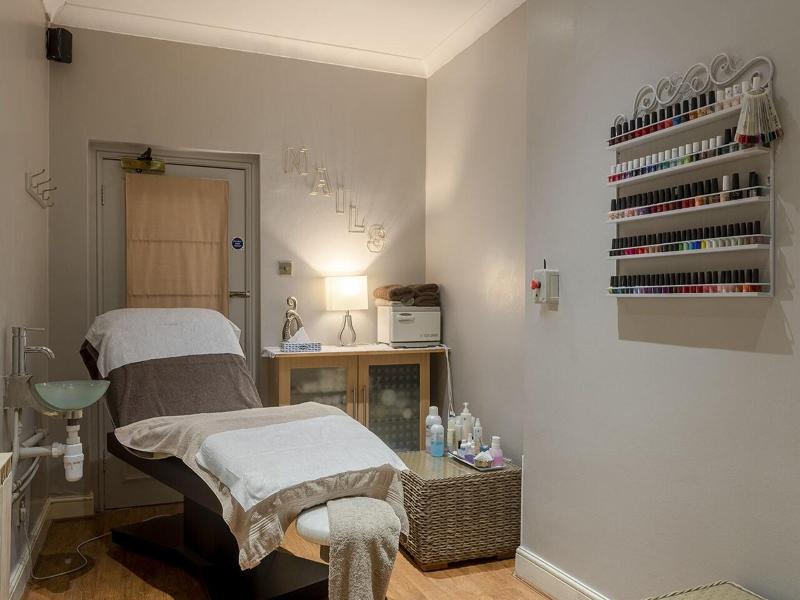 Surya Hogs Back Hotel and Spa image