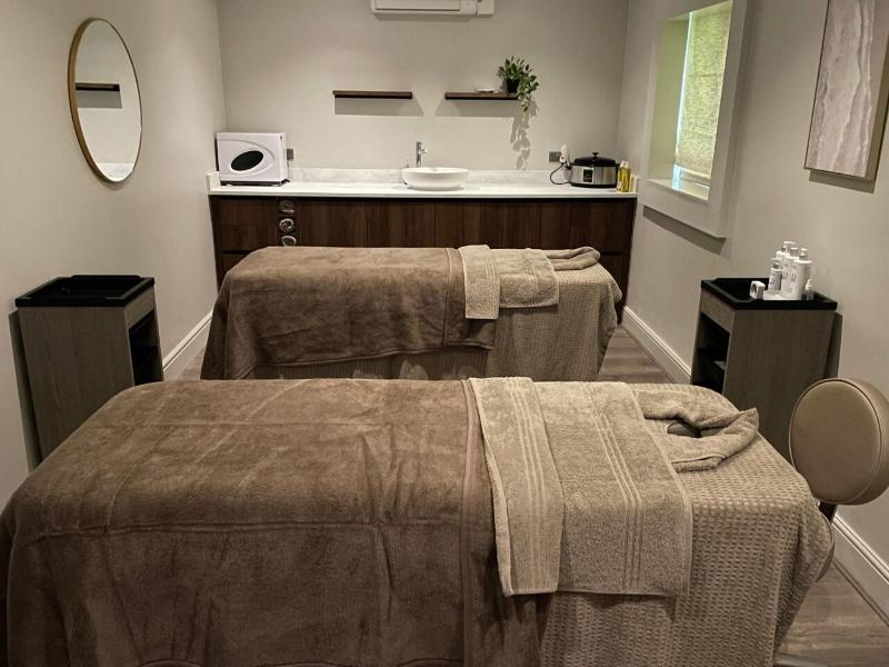 Surya Hogs Back Hotel and Spa image