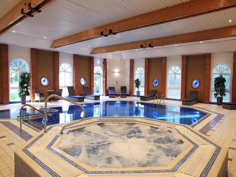 Surya Hogs Back Hotel and Spa image