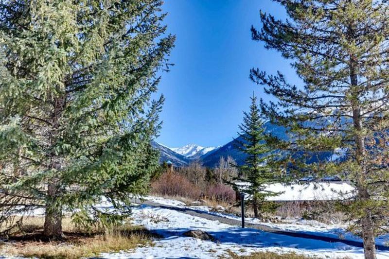 Aspen Ridge Condominiums by Vail Resorts image