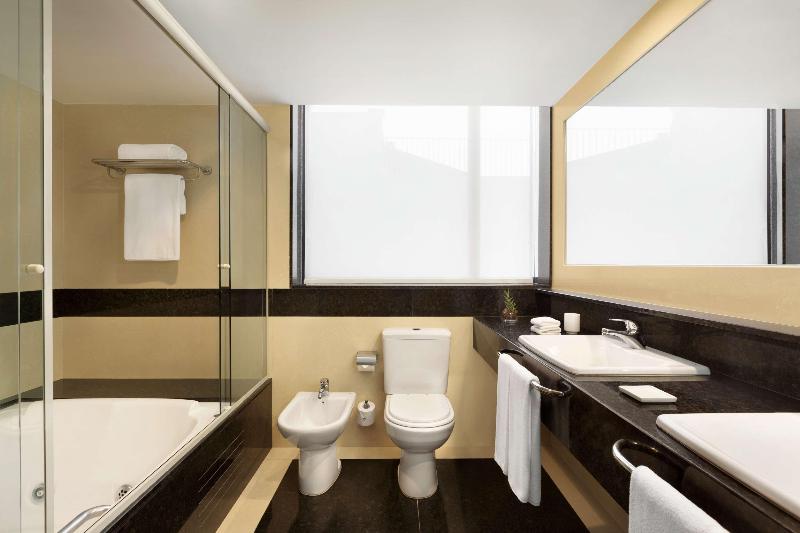 Hilton Rio De Janeiro Copacabana image