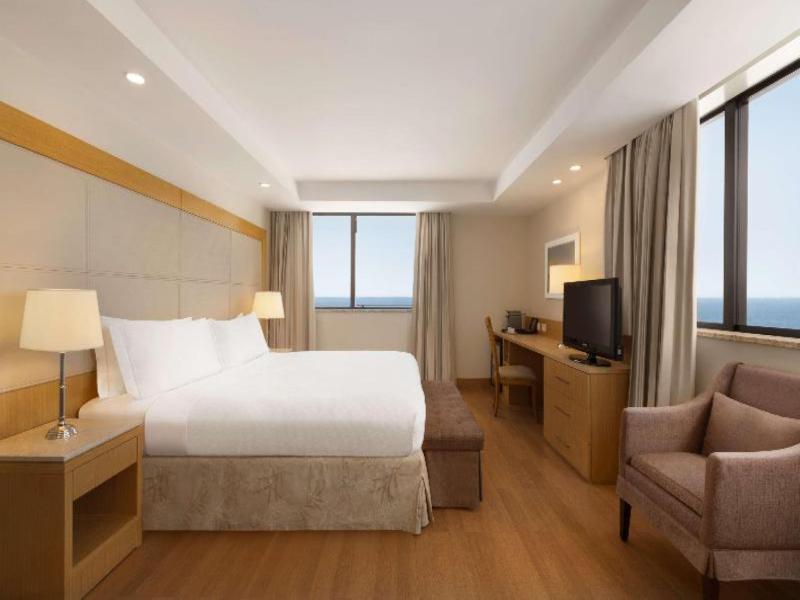 Hilton Rio De Janeiro Copacabana image