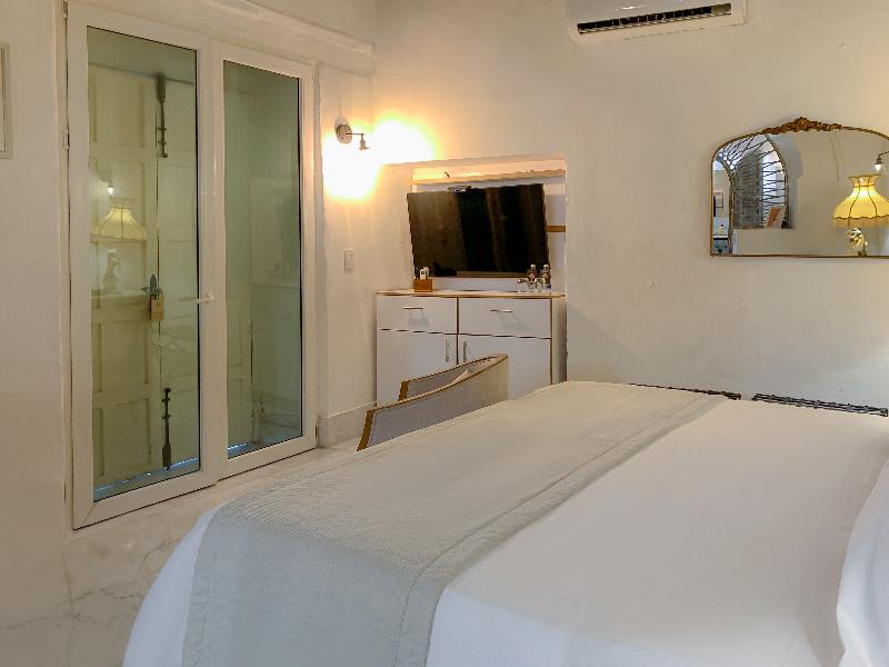 El Marques Hotel Boutique image