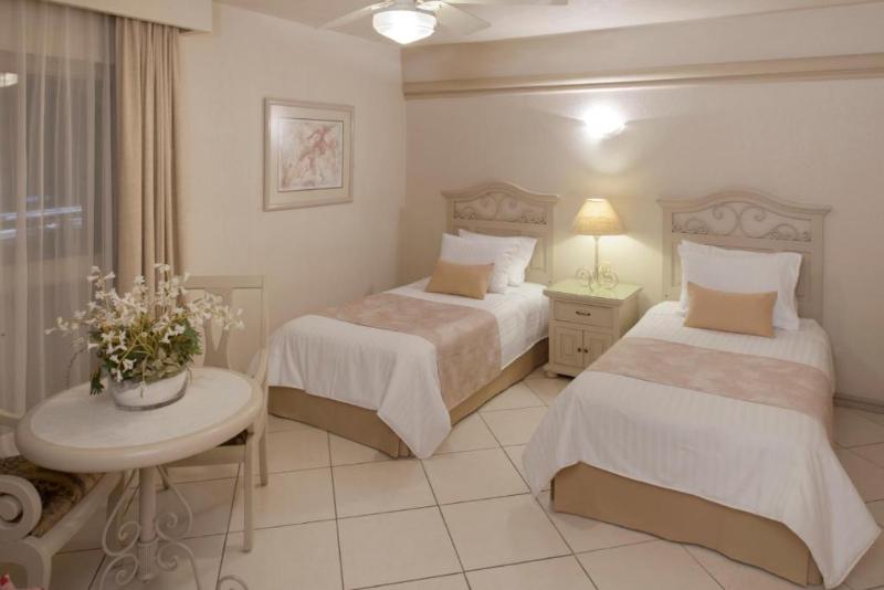 Hotel & Suites Quinta Magna