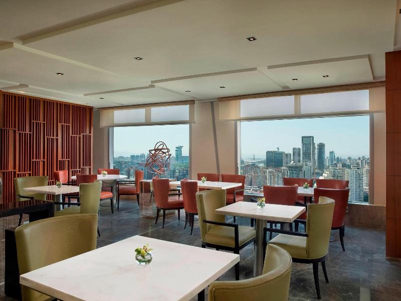 Sheraton Grand Beijing Dongcheng Hotel image