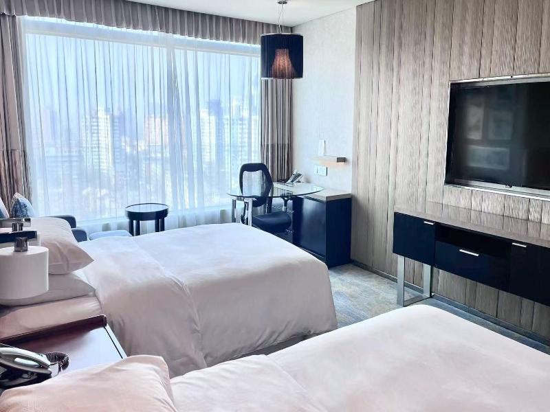 Sheraton Grand Beijing Dongcheng Hotel image