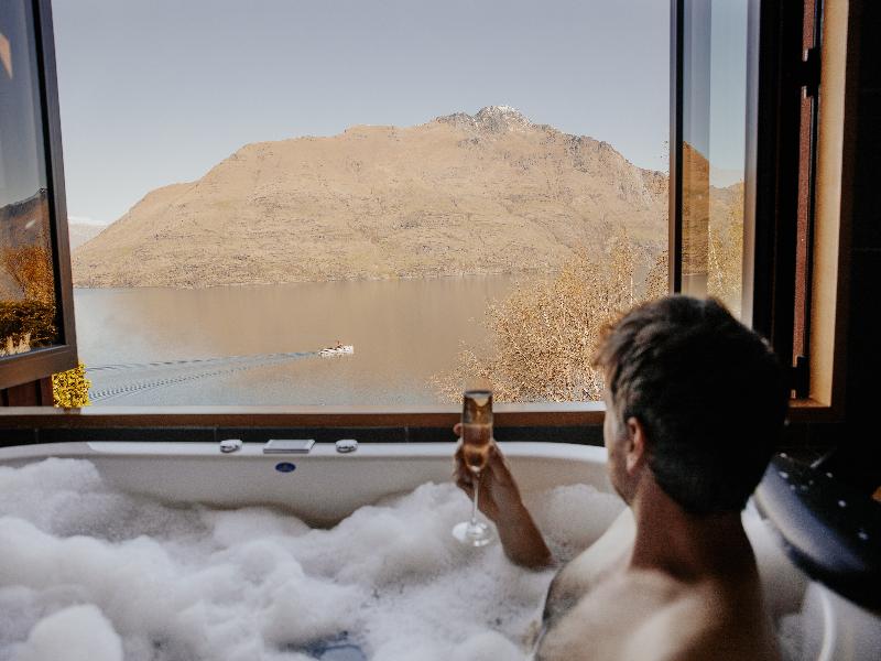 Azur Luxury Lodge image