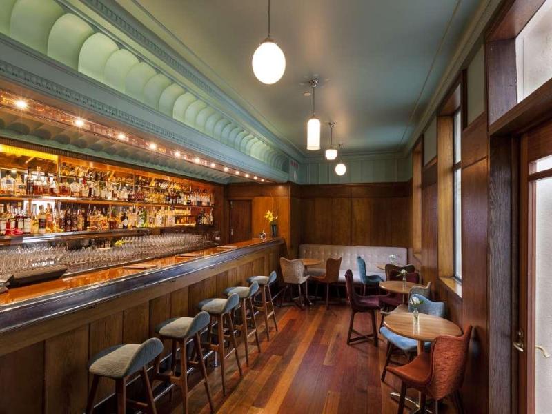 Hotel DeBrett image