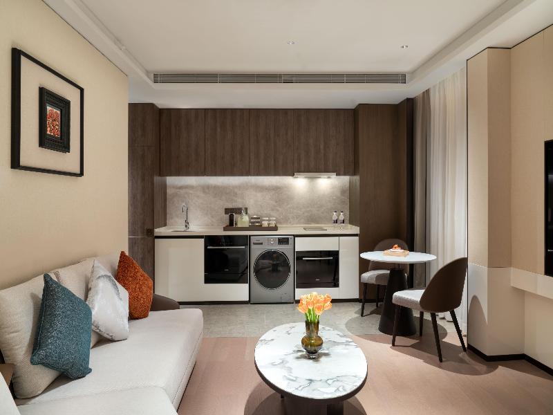 Yuexiu Hotel Guangzhou, Curio Collection by Hilton image