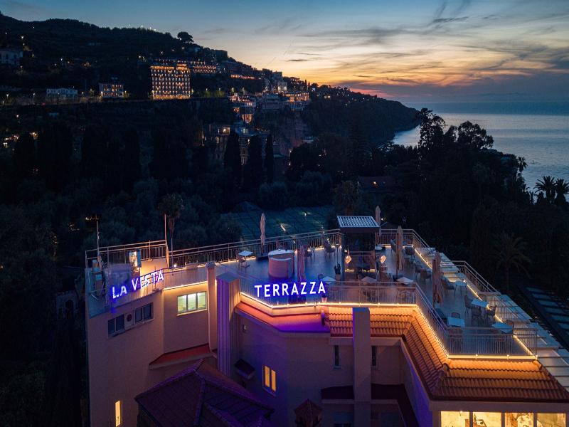 Hotel Regina Sorrento image