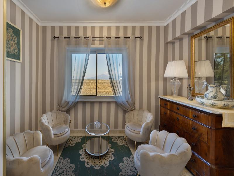 Hotel Regina Sorrento image