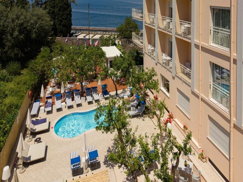Hotel Regina Sorrento image