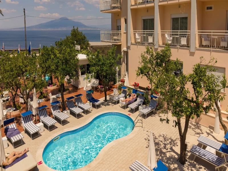 Hotel Regina Sorrento image
