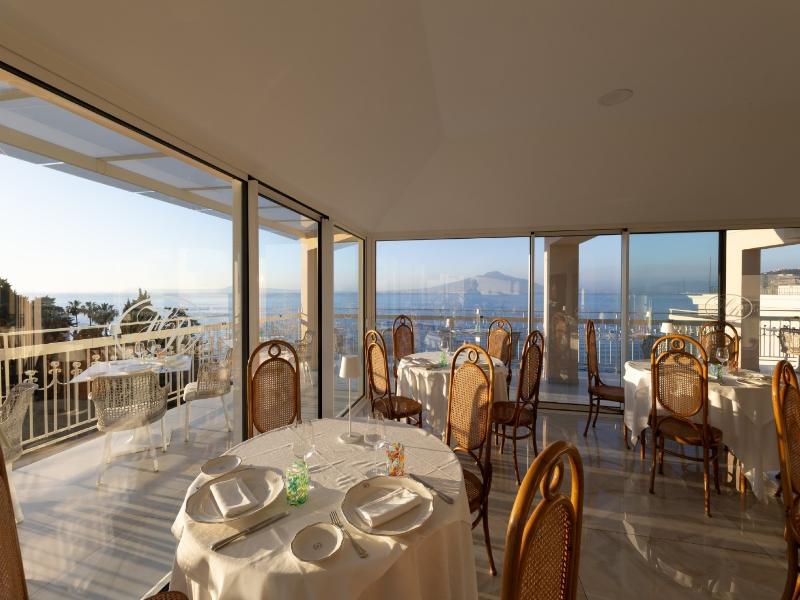 Hotel Regina Sorrento image