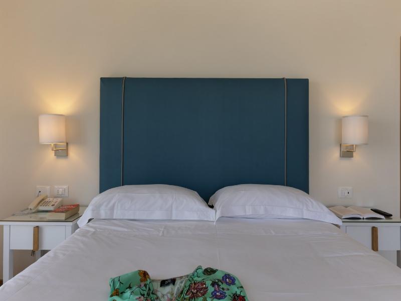 Hotel Regina Sorrento image