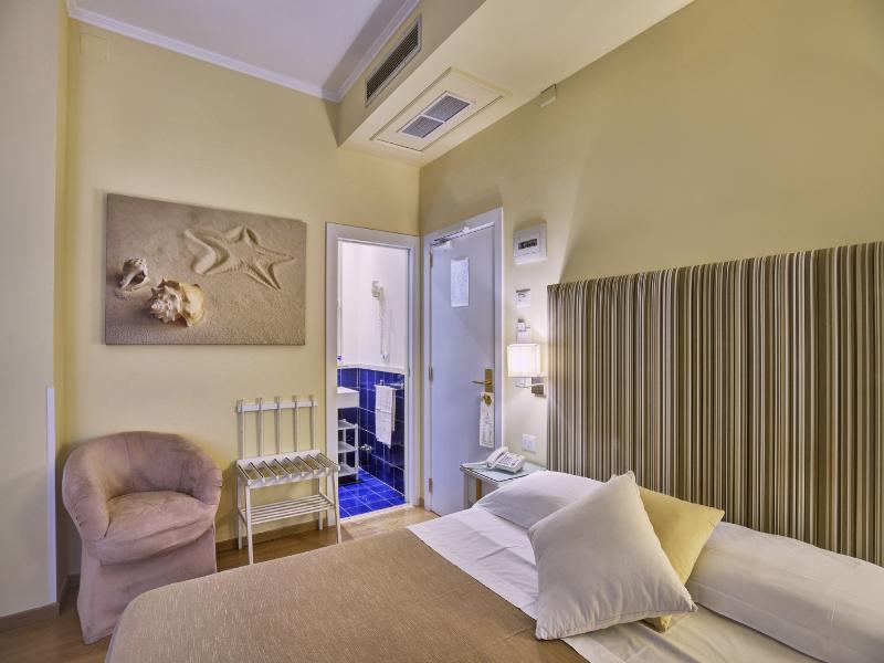 Hotel Regina Sorrento image