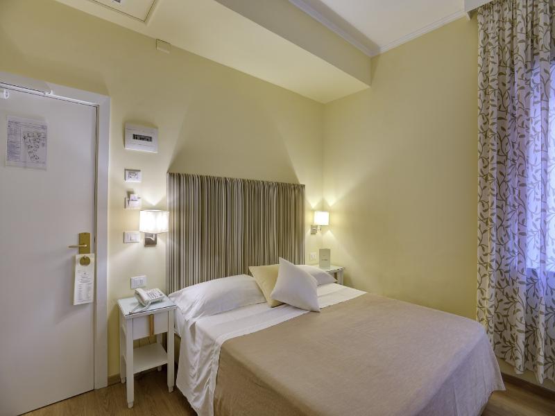 Hotel Regina Sorrento image