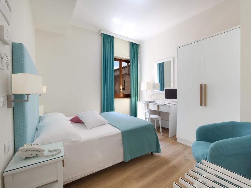 Hotel Regina Sorrento image