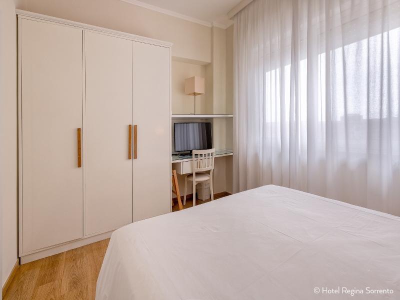 Hotel Regina Sorrento image