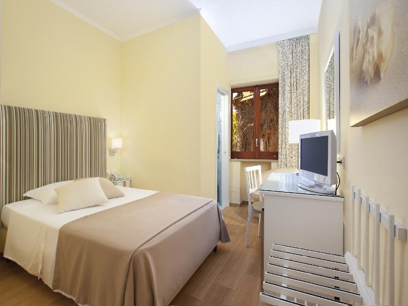 Hotel Regina Sorrento image