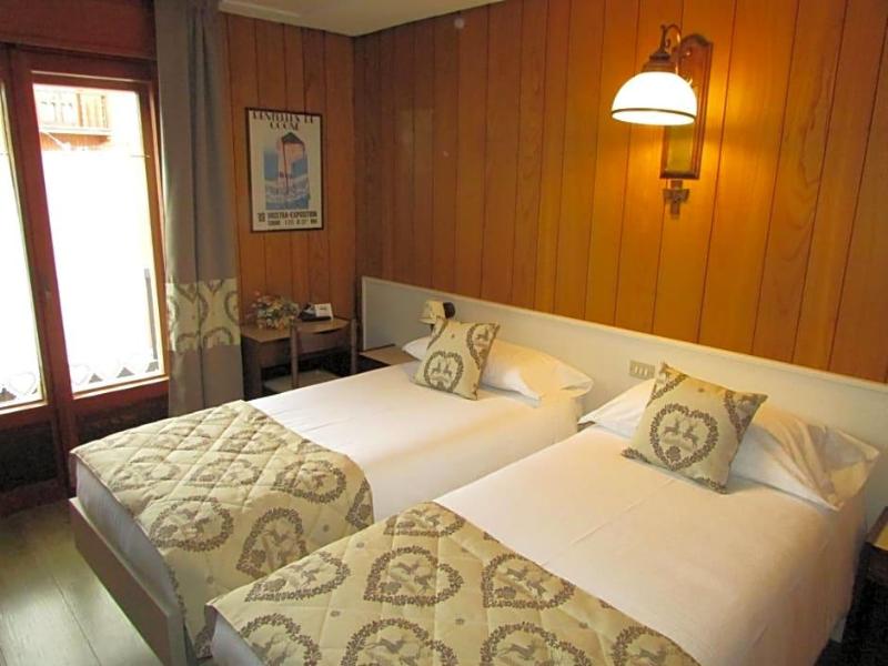 Hotel Meublè Meridiana image