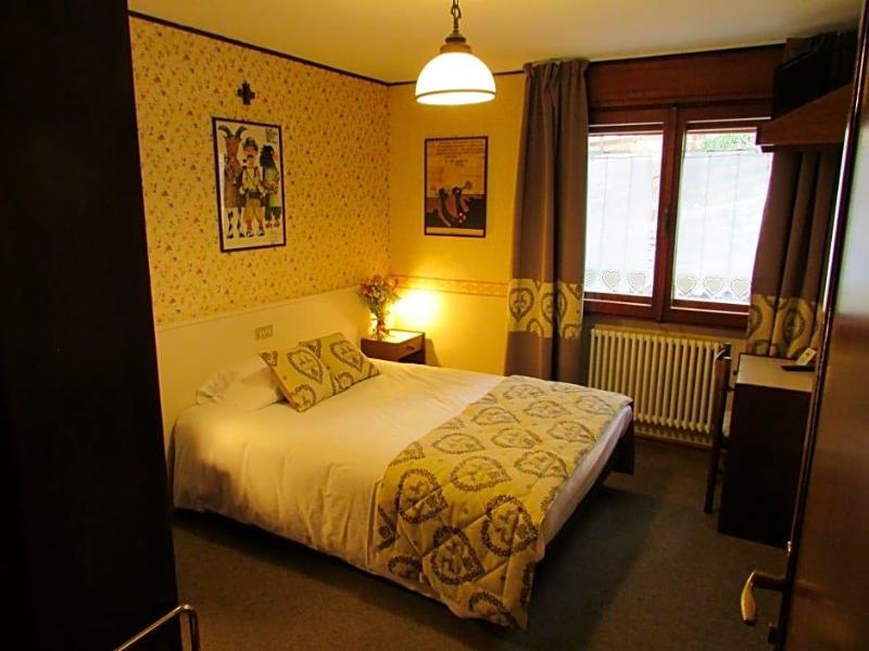 Hotel Meublè Meridiana image