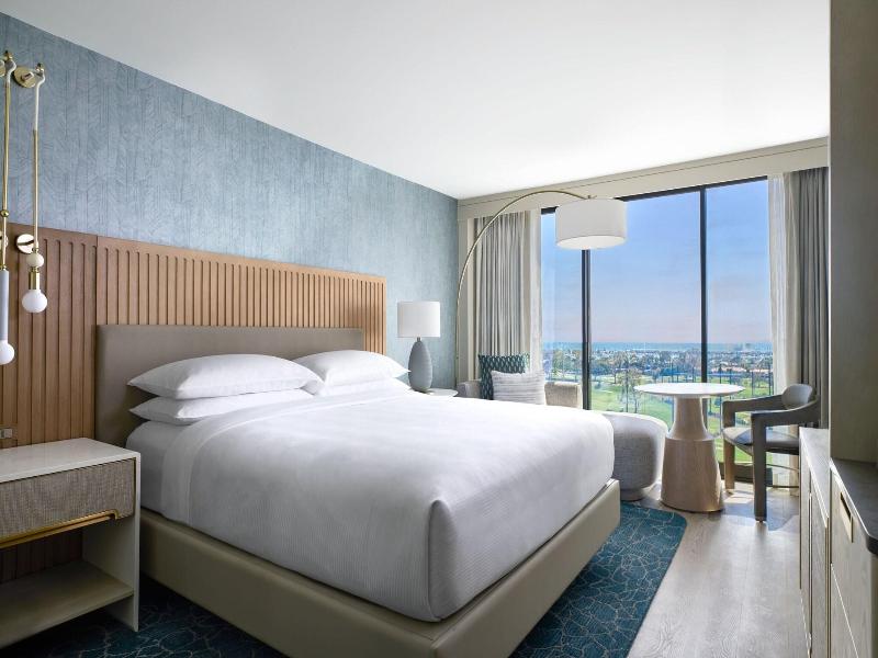 Newport Beach Marriott Hotel & Spa image