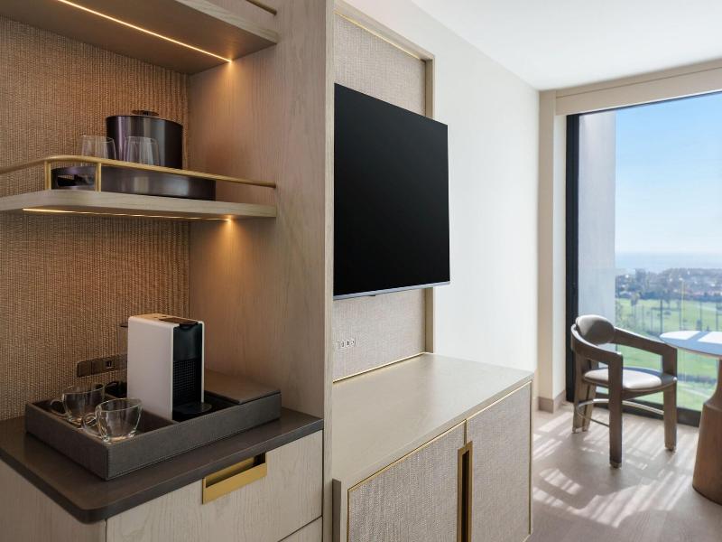 Newport Beach Marriott Hotel & Spa image
