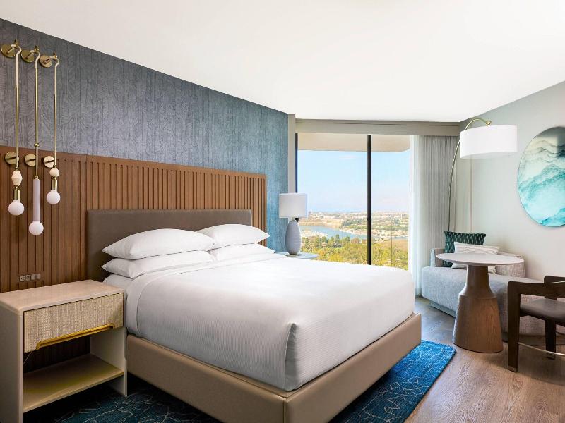 Newport Beach Marriott Hotel & Spa image