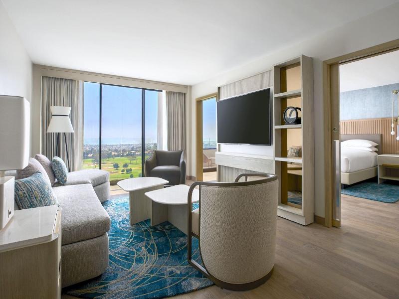 Newport Beach Marriott Hotel & Spa image