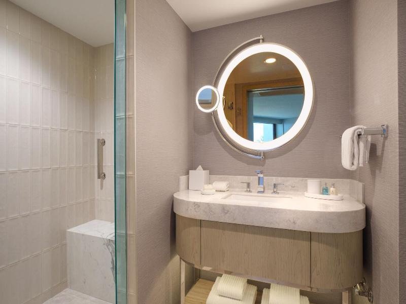 Newport Beach Marriott Hotel & Spa image