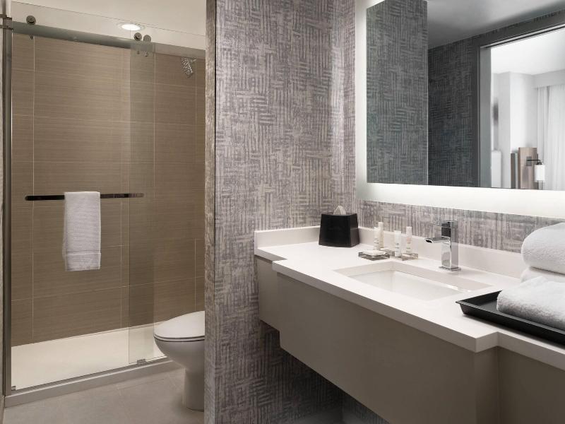 Costa Mesa Marriott image