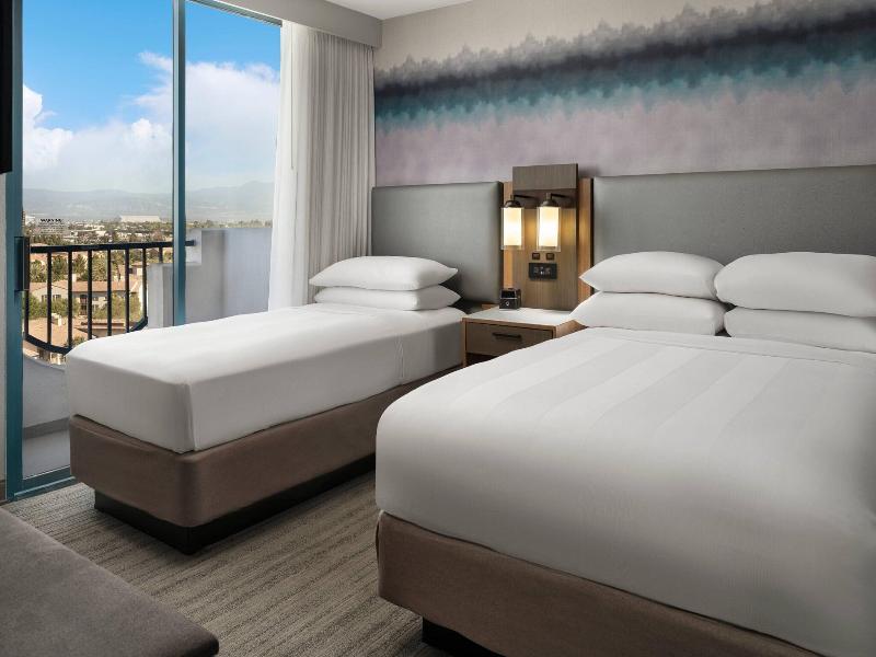 Costa Mesa Marriott image
