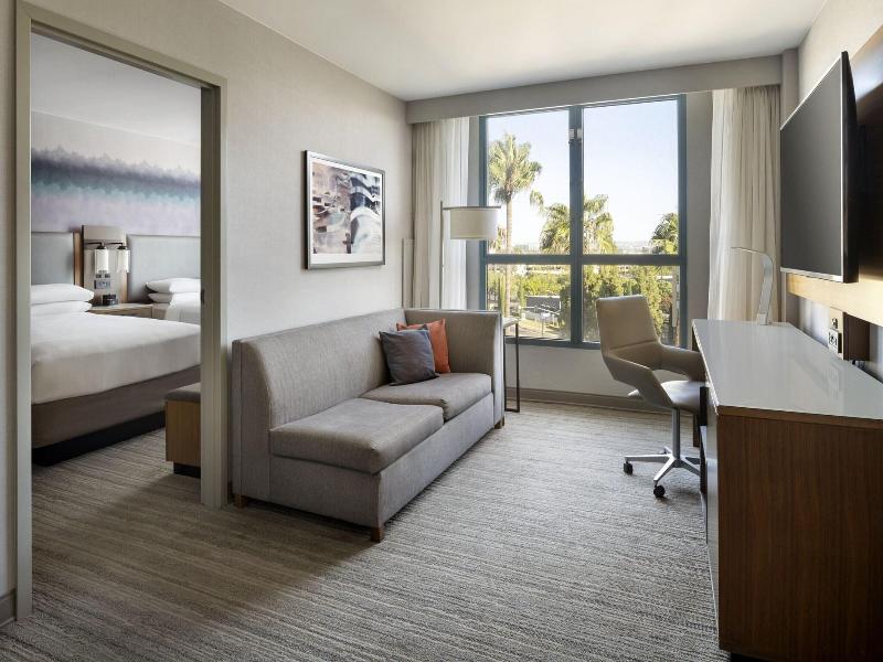 Costa Mesa Marriott image