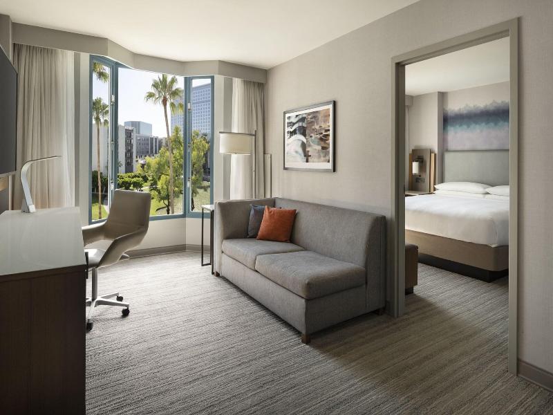 Costa Mesa Marriott image