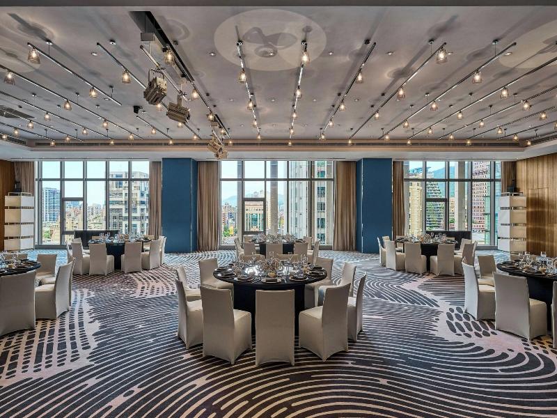 W Hotel Taipei image