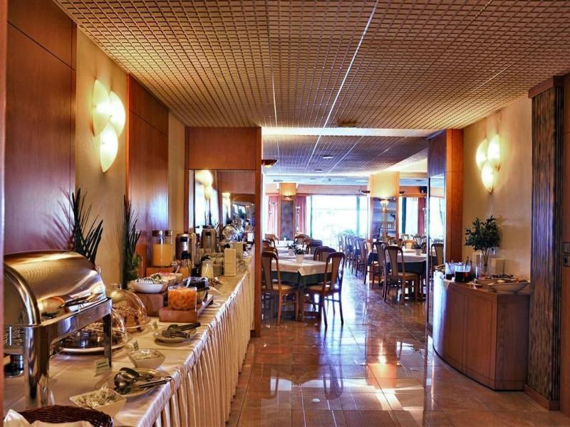 Esperia Hotel