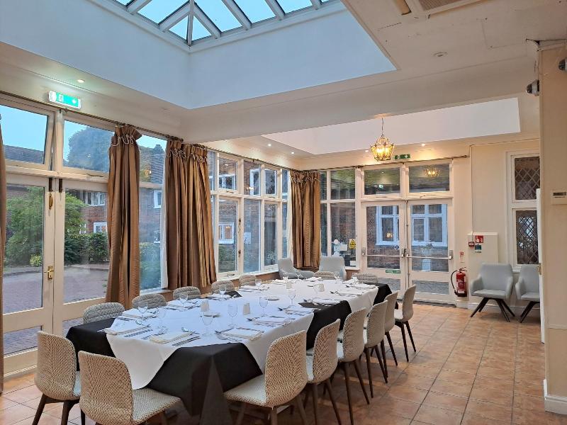 Voco Letchworth Hall by IHG image