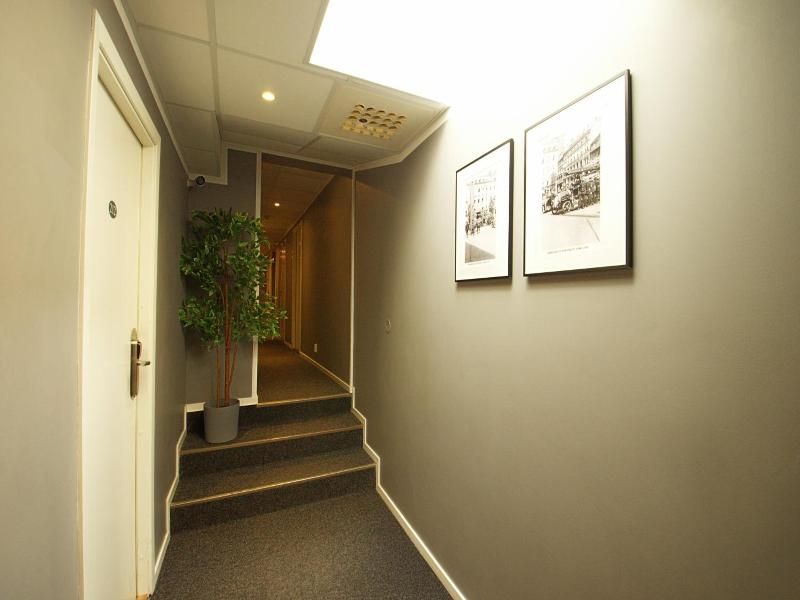 Grad hotel image