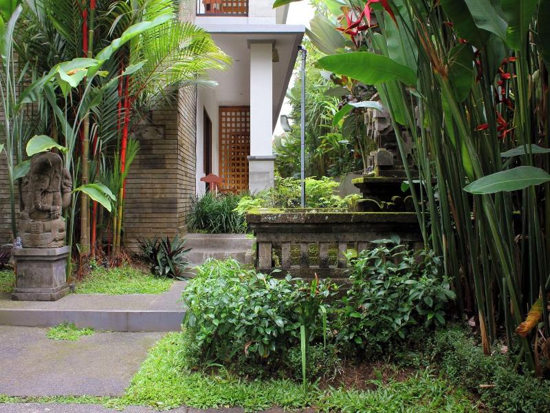 Putri Ayu Cottage image