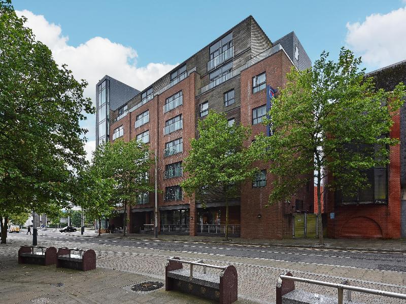 Travelodge Swansea Central image