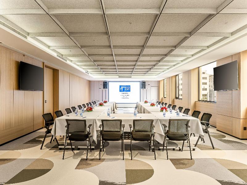 Holiday Inn Express Shanghai Changyang Road image